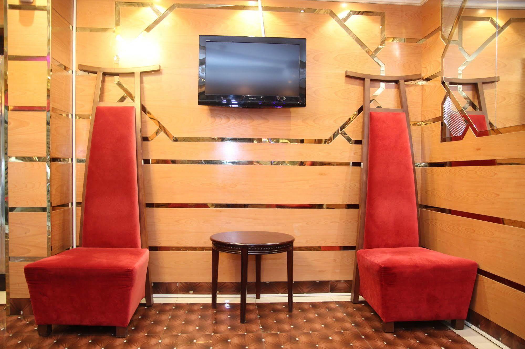 Oyo 329 Down Town Hotel Dubai Ngoại thất bức ảnh