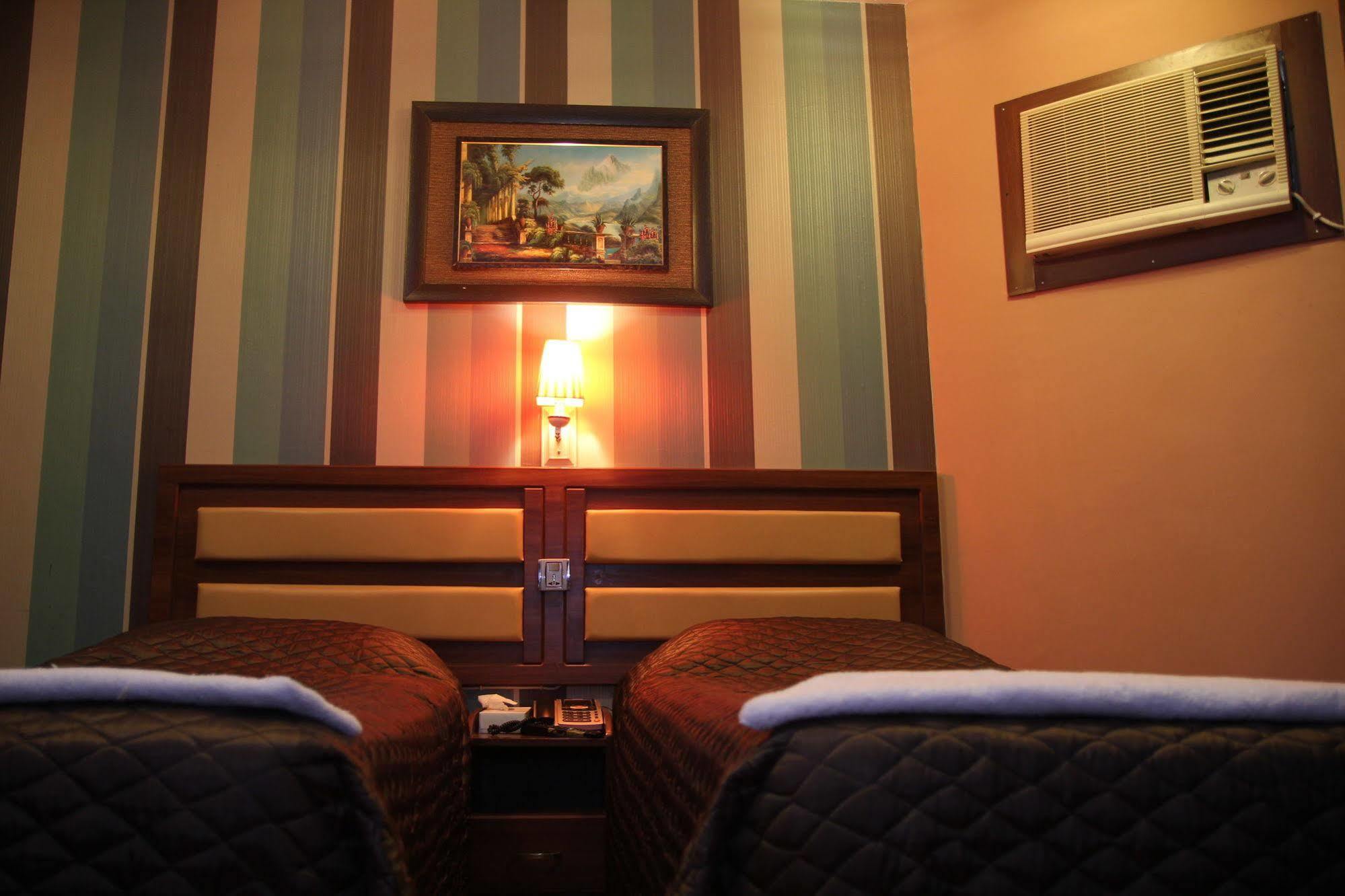 Oyo 329 Down Town Hotel Dubai Ngoại thất bức ảnh