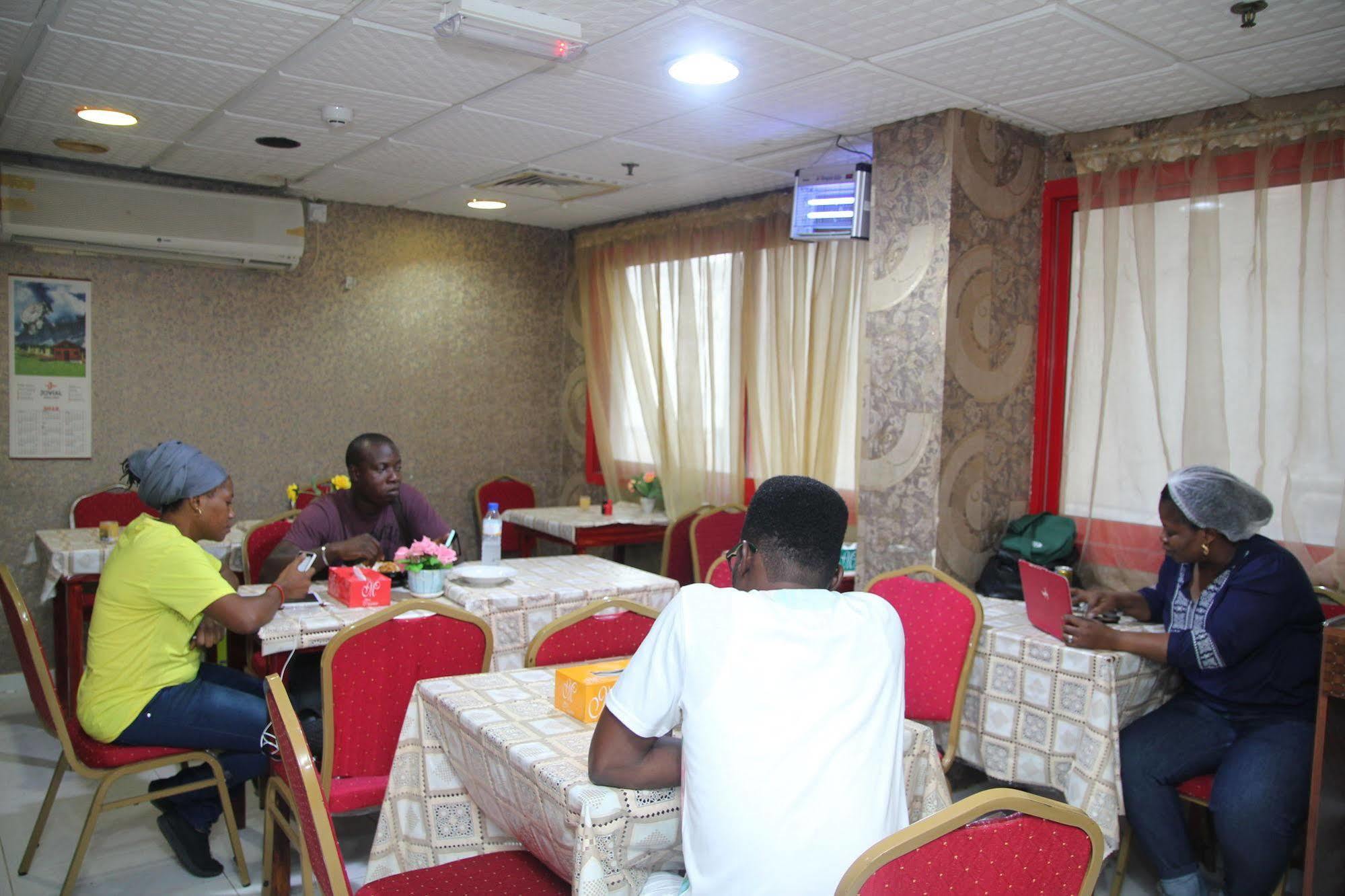 Oyo 329 Down Town Hotel Dubai Ngoại thất bức ảnh